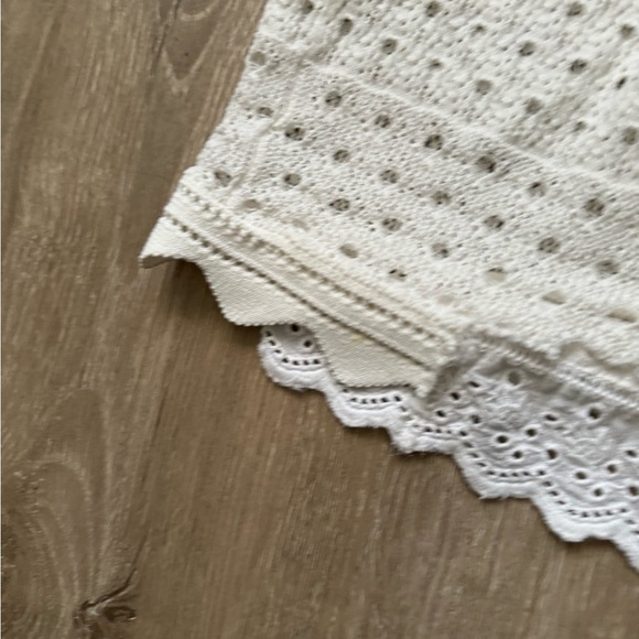 ALC White Eyelet Knit Crop Top - Picture 5 of 11